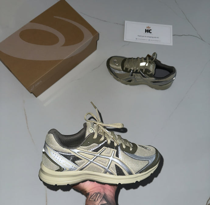 ASICS