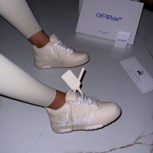 OFF WHITE