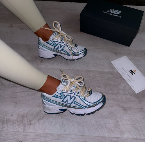 NEW BALANCE