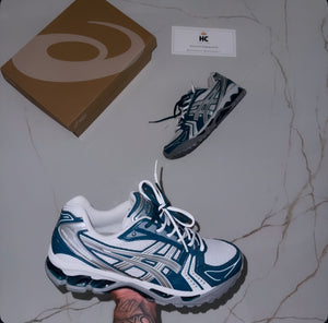 ASICS