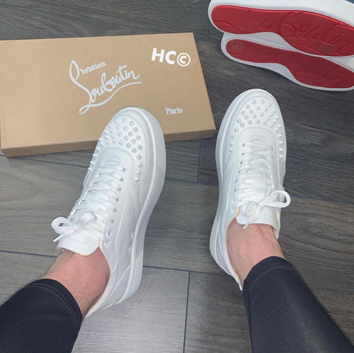 CHRISTIAN LOUBOUTIN